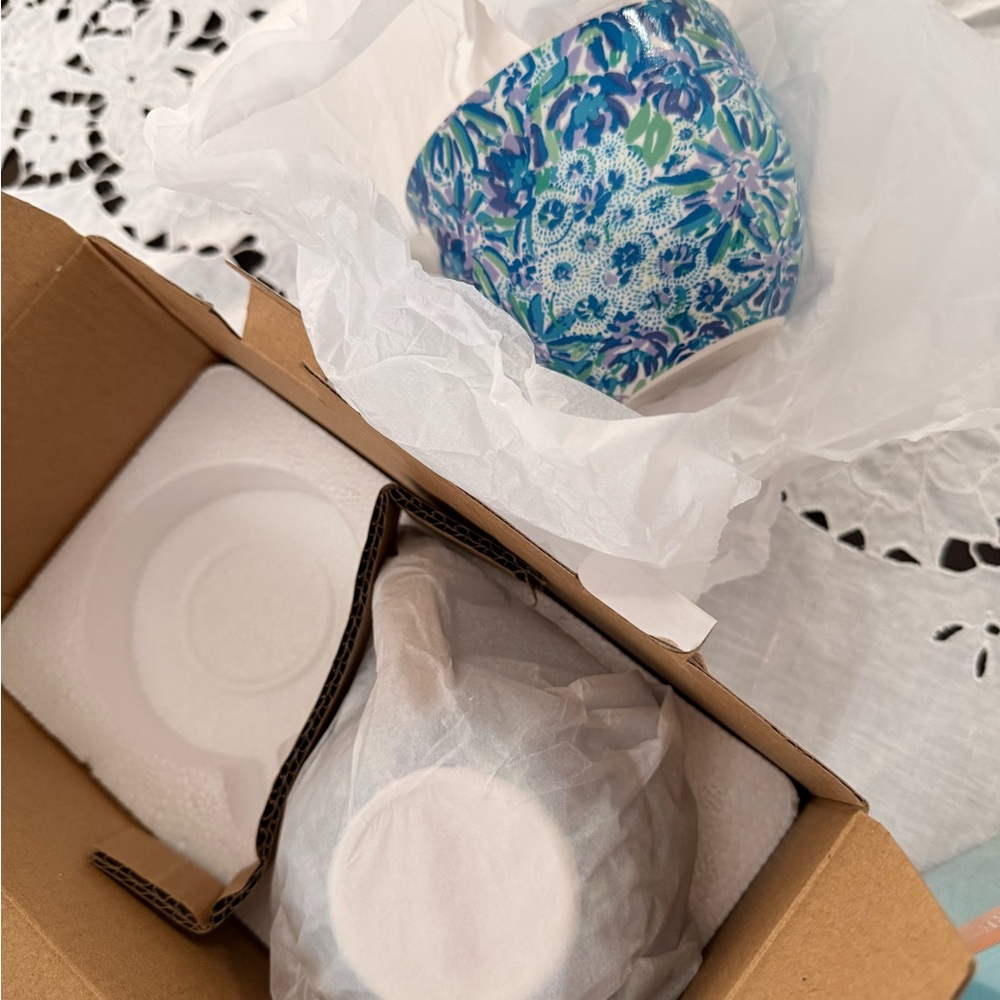 Lilly Pulitzer Vibrant Floral mugs set